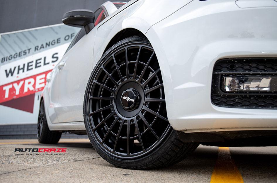 AUDI A1 LAS R MATTE BLACK